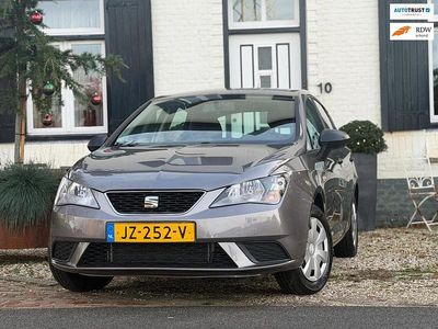 Grijs Occasion 2015 Seat Ibiza Reference Hatchback | € 6.350 (Eerlijke prijs)