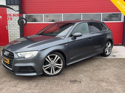 Grijs Occasion 2017 Audi A3 Sportback Sport Hatchback | € 17.283 (Duur)