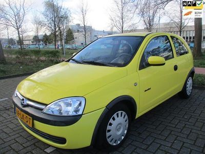 tweedehands Opel Corsa 1.2-16V Comfort