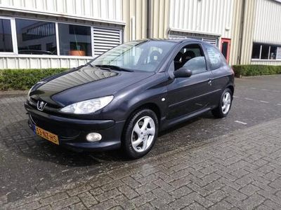 tweedehands Peugeot 206 1.6-16V XS