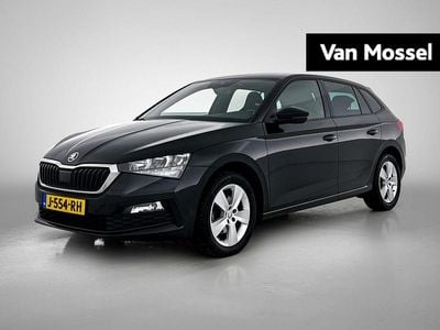 Zwart Gebruikt 2020 Skoda Scala Business Line Hatchback | € 17.944 (Eerlijke prijs)