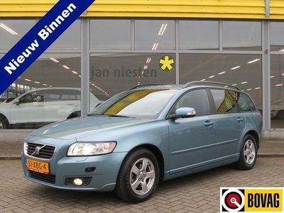 tweedehands Volvo V50 1.8F Momentum | Trekhaak | Xenon | Stoelverwarming | Rijklaarprijs incl. onderhoudbeurt, APK & 6 maanden Garantie