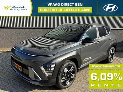 Ecotronic gray two tone (grijs metallic) Occasion 2025 Hyundai Kona Comfort SUV | € 30.885 (Goede deal)