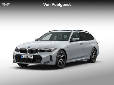 Nieuw BMW 330 Comfort Edition 291 PK (214 kW) 2026 Grijs Stationwagen