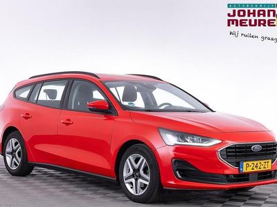 Rood Gebruikt 2022 Ford Focus Stationwagen | € 18.990 (Eerlijke prijs)