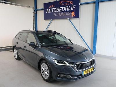 Grijs Occasion 2021 Skoda Octavia Business Line Stationwagen | € 16.950 (Eerlijke prijs)
