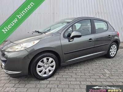 Grijs Occasion 2009 Peugeot 207 Hatchback | € 3.999 (Eerlijke prijs)
