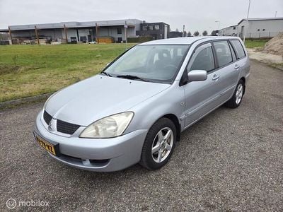 Grijs Gebruikt 2007 Mitsubishi Lancer Inform Stationwagen | € 999 (Goede deal)