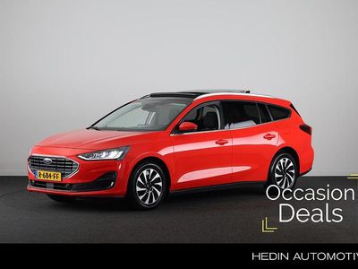 Rood Occasion 2022 Ford Focus Titanium X Stationwagen | € 19.945 (Eerlijke prijs)