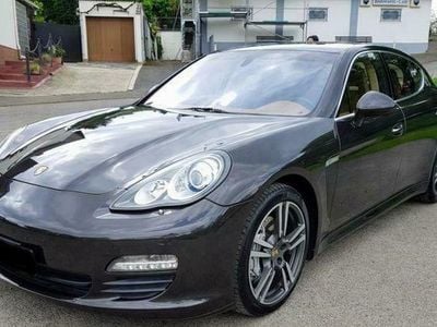 Grijs Gebruikt 2015 Porsche Panamera Sedan | € 74.950