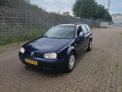 VW Golf IV