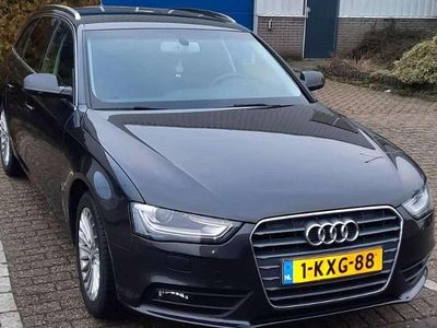 Grijs Gebruikt 2013 Audi A4 Business Stationwagen | € 14.500