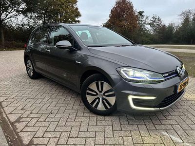 Grijs Occasion 2019 VW e-Golf Hatchback | € 10.250 (Eerlijke prijs)