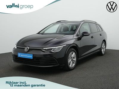 Zwart Occasion 2024 VW Golf VIII Business Stationwagen | € 29.400 (Eerlijke prijs)