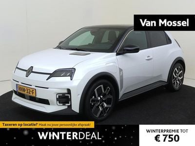 Wit Occasion 2025 Renault R5 Urban Hatchback | € 29.940 (Eerlijke prijs)