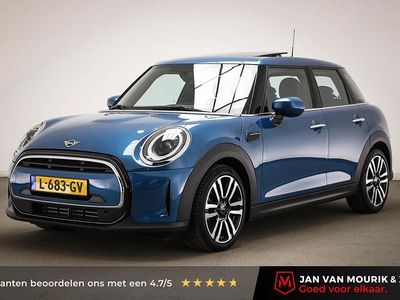 Occasion Mini Cooper Classic 2021 Blauw Hatchback