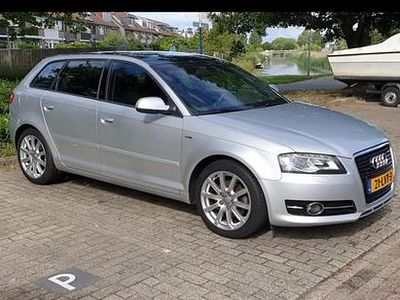 Grijs (metallic) Occasion 2010 Audi A3 Sportback Ambition Hatchback | € 5.000 (Eerlijke prijs)