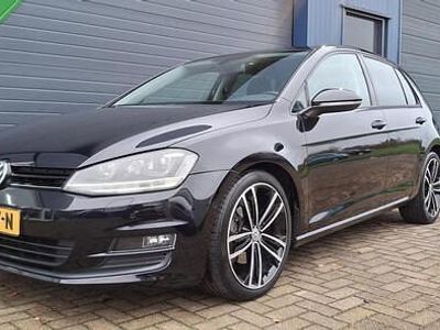 Zwart Occasion 2013 VW Golf VII Hatchback | € 10.499 (Eerlijke prijs)
