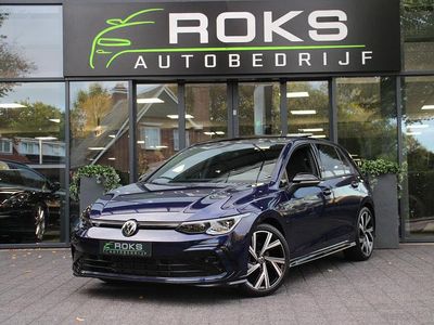 Blauw Gebruikt 2024 VW Golf VIII Business Hatchback | € 33.850 (Iets duurder)