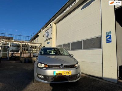 Grijs Occasion 2012 VW Polo Highline Hatchback | € 7.450 (Eerlijke prijs)