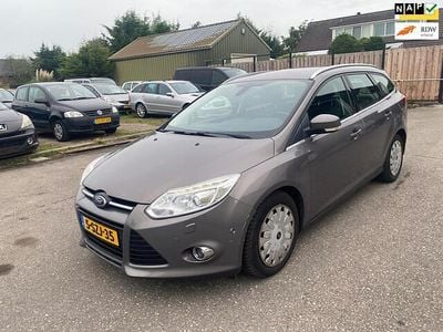 Bruin Gebruikt 2013 Ford Focus Titanium Stationwagen | € 3.450 (Goede deal)