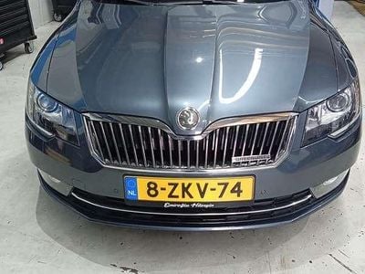 Occasion Skoda Superb Ambition 105 PK (77 kW) 2015 Zilver Sedan