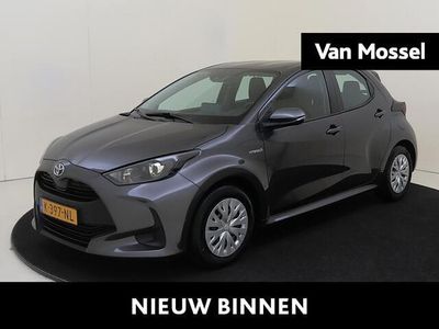 Grijs Occasion 2021 Toyota Yaris Active Hatchback | € 18.940 (Eerlijke prijs)