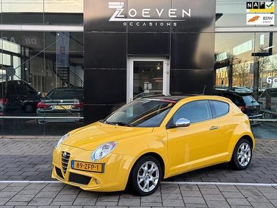 Geel Occasion 2012 Alfa Romeo MiTo Distinctive Hatchback | € 5.250 (Eerlijke prijs)