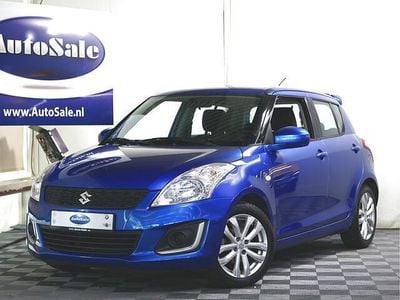 Blauw Gebruikt 2014 Suzuki Swift Exclusive Hatchback | € 10.941 (Eerlijke prijs)