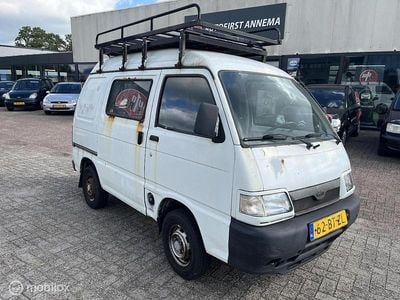 Wit Gebruikt 2005 Piaggio Porter Sedan | € 2.500