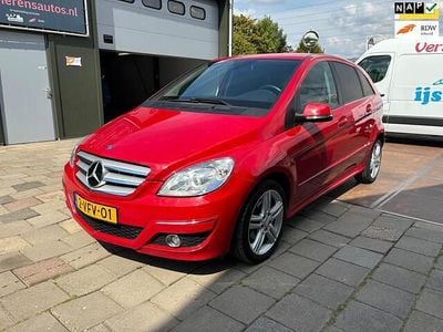 Mercedes B200