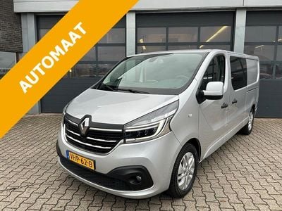 Grijs Occasion 2020 Renault Trafic Luxe MPV | € 25.657 (Goede deal)