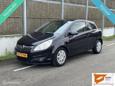 Zwart Occasion 2007 Opel Corsa Cosmo Hatchback | € 2.250 (Eerlijke prijs)