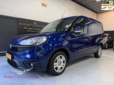 Blauw Occasion 2017 Fiat Doblò MPV | € 5.995 (Eerlijke prijs)