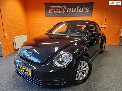 Zwart (metallic) Gebruikt 2013 VW Beetle Design Hatchback | € 9.950 (Eerlijke prijs)