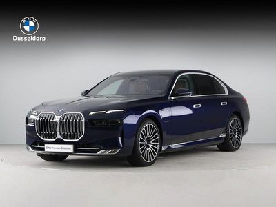 Blauw Gebruikt 2025 BMW 750e Executive Sedan | € 119.900