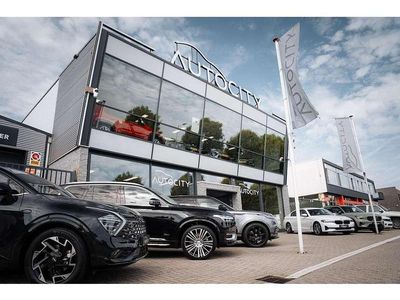 Wit (metallic) Gebruikt 2023 Kia Niro SUV | € 27.750 (Goede deal)