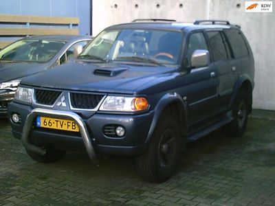 Grijs Gebruikt 2007 Mitsubishi Pajero Intense SUV | € 3.750