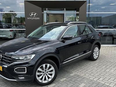 Zwart Occasion 2020 VW T-Roc Sportline SUV | € 21.945 (Eerlijke prijs)