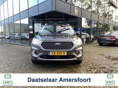 Grijs Occasion 2018 Ford Kuga Vignale SUV | € 18.444 (Duur)