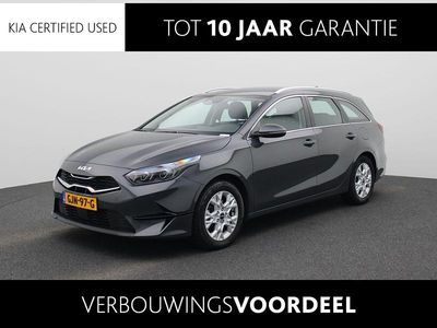 Grijs Gebruikt 2024 Kia Ceed Hatchback | € 27.940 (Iets duurder)