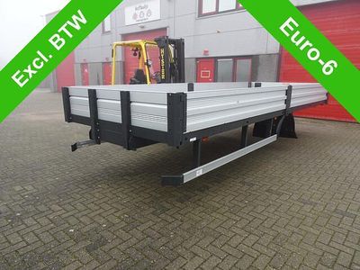 Grijs Gebruikt 2024 Iveco Daily Van | € 3.600