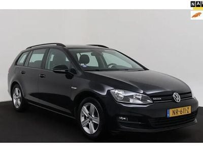 Zwart Occasion 2017 VW Golf VII Comfortline Stationwagen | € 13.399 (Eerlijke prijs)