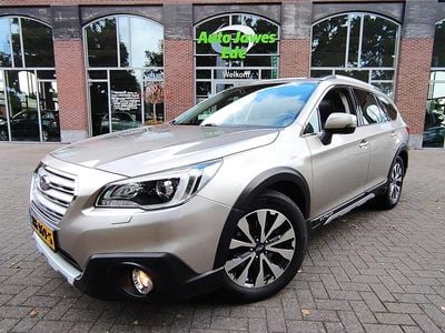 Grijs Occasion 2015 Subaru Outback Premium SUV | € 18.495 (Duur)