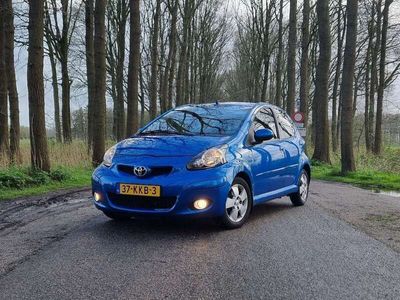 tweedehands Toyota Aygo 1.0-12V Dynamic Blue