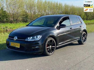 Zwart Gebruikt 2013 VW Golf VII Highline Hatchback | € 11.999 (Duur)