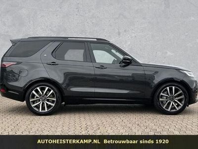 tweedehands Land Rover Discovery 3.0 D250 R-Dynamic SE Grijs Kenteken ACC PANORAMADAK 360 CAMERA LUCHTVERING TREKHAAK