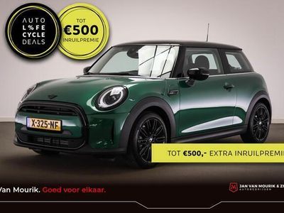 tweedehands Mini Cooper 1.5 Camden Edition NIEUW! | LED | CLIMA | CRUISE | NAVI | DAB | APPLE | PDC | 17"