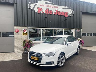 Wit Gebruikt 2019 Audi A3 Sportback Proline Hatchback | € 11.875 (Eerlijke prijs)