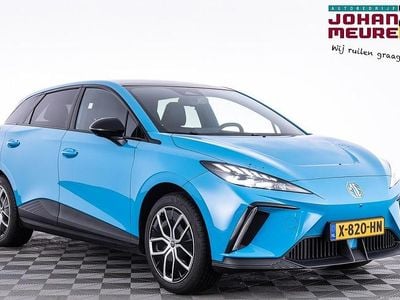 Occasion MG MG4 EV Luxury 150 kW (204 PK) 2023 Blauw Hatchback